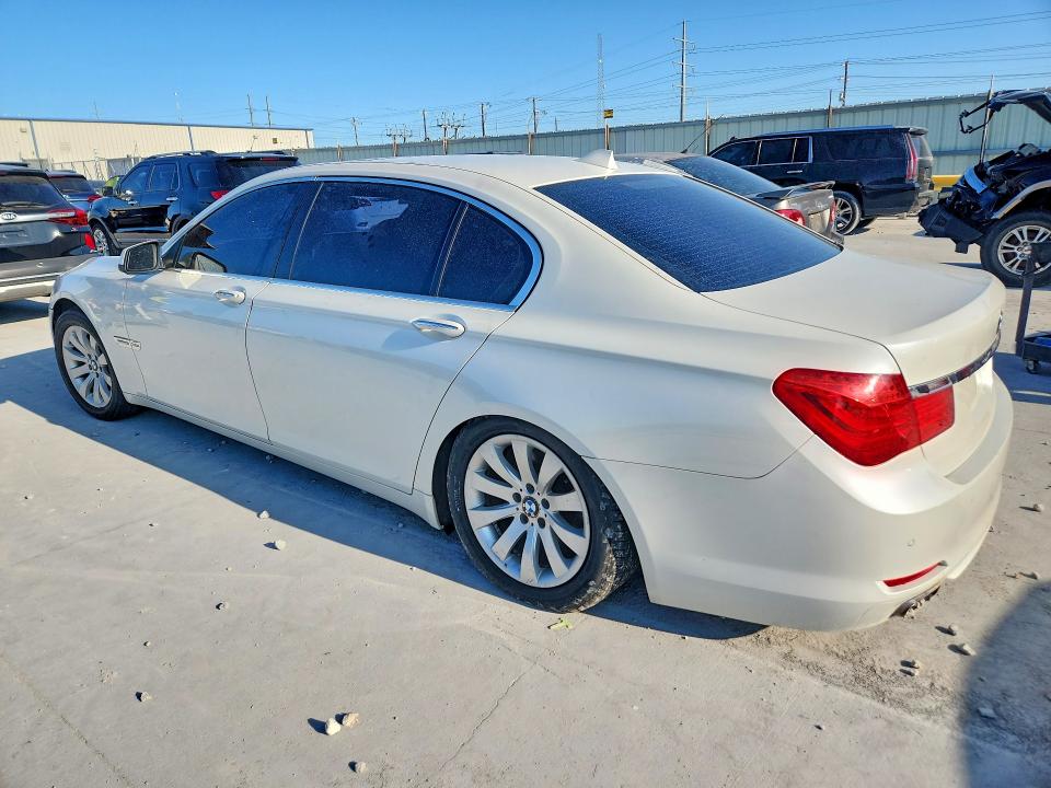 2010 Bmw 750 მანქანა იყიდება აუქციონზე, vin: WBAKC8C5XAC430847, აუქციონის ნომერი: 64432156