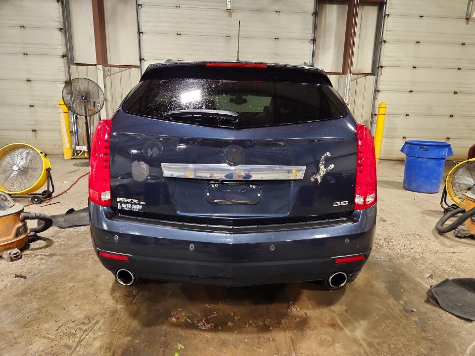 63215056 :رقم المزاد ، 3GYFNEE34GS540928 vin ، 2016 Cadillac Srx مزاد بيع