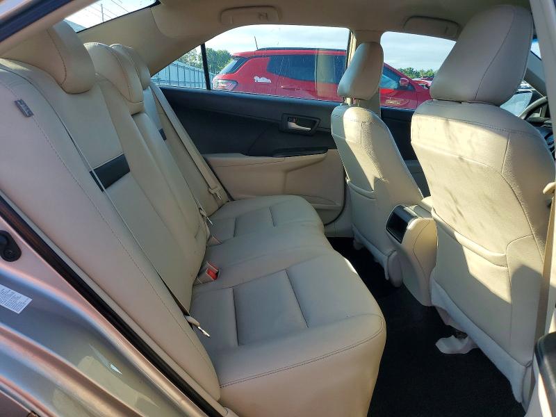 64890736 :رقم المزاد ، 4T4BF1FK2ER361561 vin ، 2014 Toyota Camry مزاد بيع