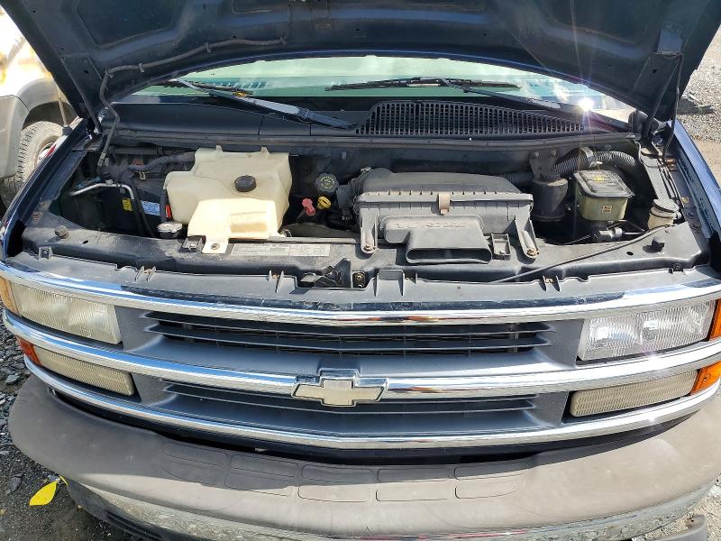 2000 Chevrolet Express G1500 მანქანა იყიდება აუქციონზე, vin: 1GBFG15RXY1193819, აუქციონის ნომერი: 63735126