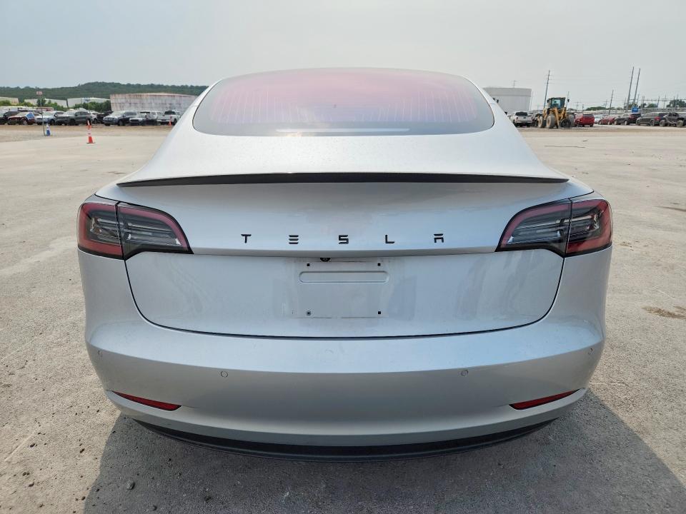 2018 Tesla Model 3 მანქანა იყიდება აუქციონზე, vin: 5YJ3E1EA0JF020175, აუქციონის ნომერი: 64576406