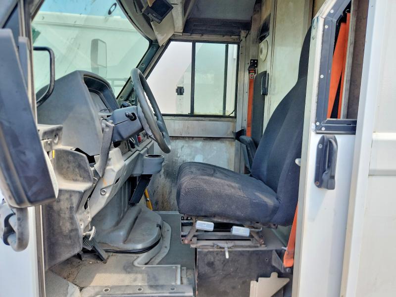 64400166 :رقم المزاد ، JALB4T174D7W01076 vin ، 2013 Isuzu Npr مزاد بيع
