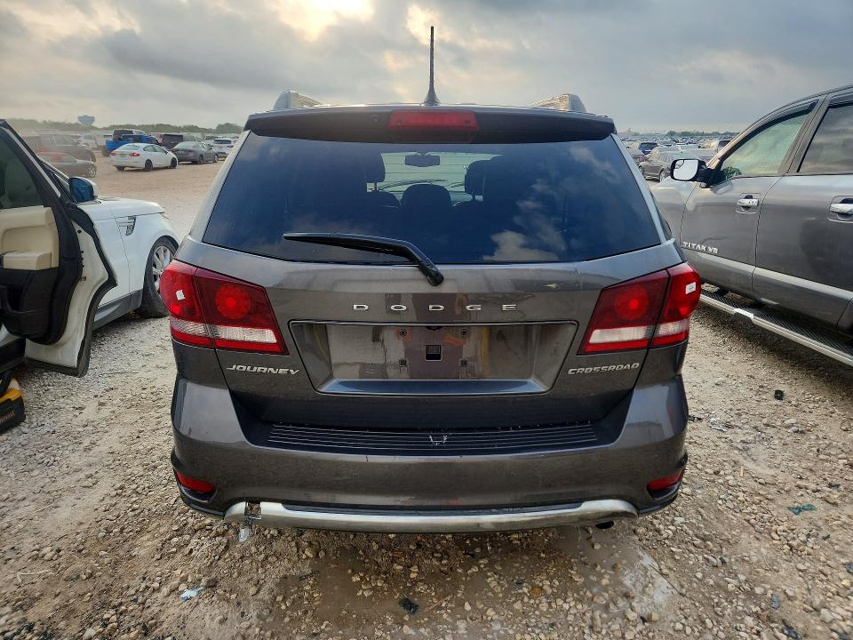 2018 Dodge Journey მანქანა იყიდება აუქციონზე, vin: 3C4PDCGB4JT141315, აუქციონის ნომერი: 61577696
