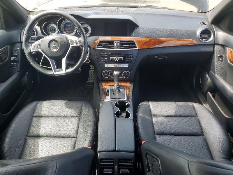 2014 Mercedes-benz C მანქანა იყიდება აუქციონზე, vin: WDDGF8AB9EA957956, აუქციონის ნომერი: 67237816