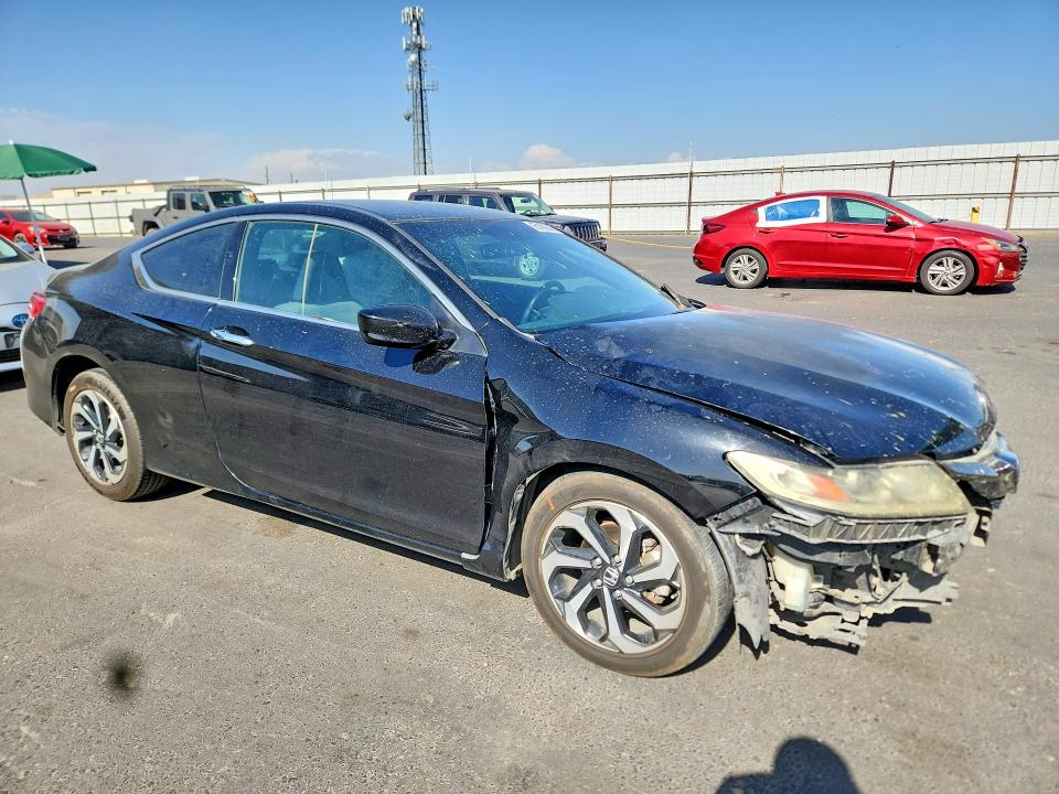 2017 Honda Accord მანქანა იყიდება აუქციონზე, vin: 1HGCT1B37HA001025, აუქციონის ნომერი: 65162846