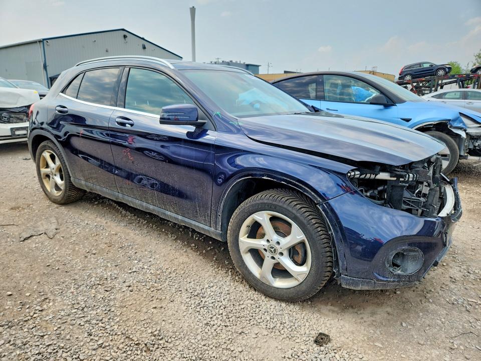 2018 Mercedes-benz Gla მანქანა იყიდება აუქციონზე, vin: WDCTG4GB9JJ437217, აუქციონის ნომერი: 64250676
