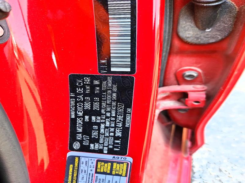 64005436 :رقم المزاد ، 3KPFL4A75HE116527 vin ، 2017 Kia Forte مزاد بيع