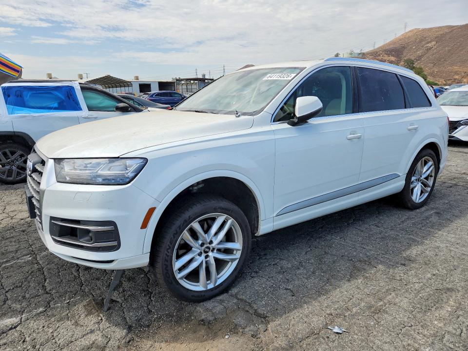 Продажа на аукционе авто 2017 Audi Q7, vin: WA1VAAF79HD041867, номер лота: 64119326