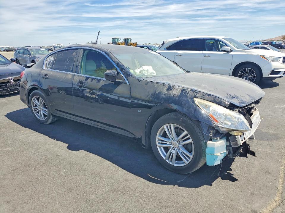 2015 Infiniti Q40 მანქანა იყიდება აუქციონზე, vin: JN1CV6ARXFM524629, აუქციონის ნომერი: 65210596