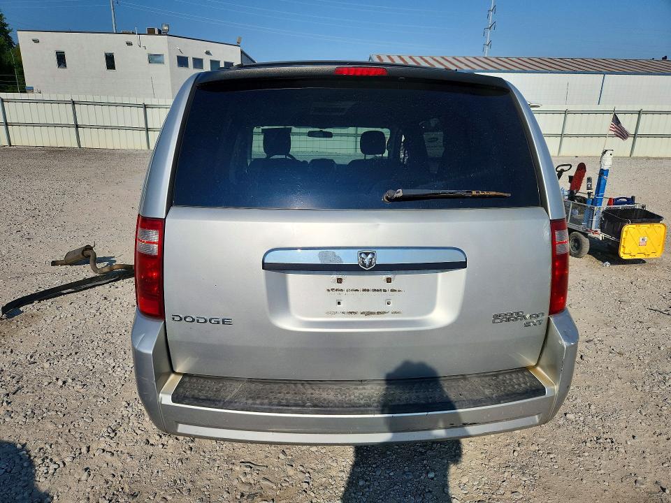66666496 :رقم المزاد ، 2D4RN5D12AR215740 vin ، 2010 Dodge Grand Caravan مزاد بيع