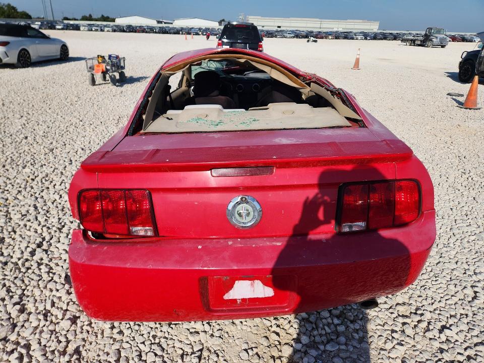 2007 Ford Mustang მანქანა იყიდება აუქციონზე, vin: 1ZVFT80N775247747, აუქციონის ნომერი: 65624686