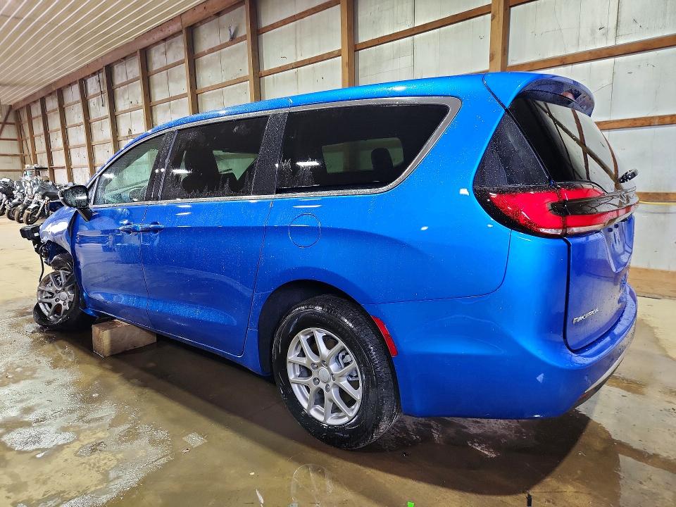 65148726 :رقم المزاد ، 2C4RC1BGXVR586881 vin ، 2027 Chrysler Pacifica مزاد بيع