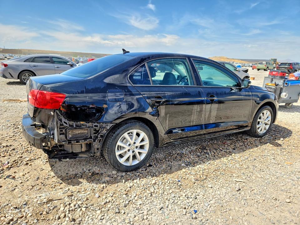 65928716 :رقم المزاد ، 3VWDZ7AJ6BM358398 vin ، 2011 Volkswagen Jetta مزاد بيع