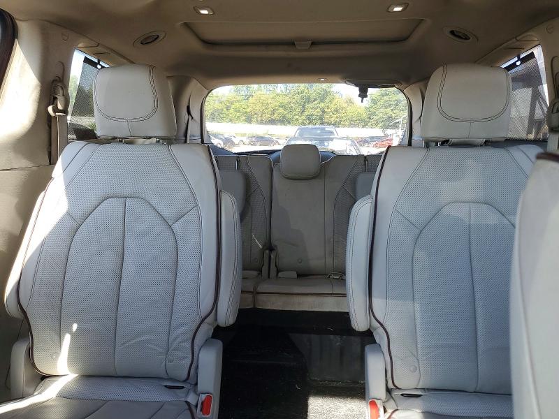 65351516 :رقم المزاد ، 2C4RC1GG1HR836120 vin ، 2017 Chrysler Pacifica مزاد بيع