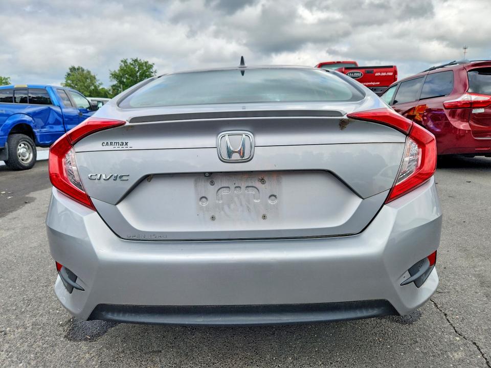 63834656 :رقم المزاد ، 2HGFC1F78HH655754 vin ، 2017 Honda Civic مزاد بيع