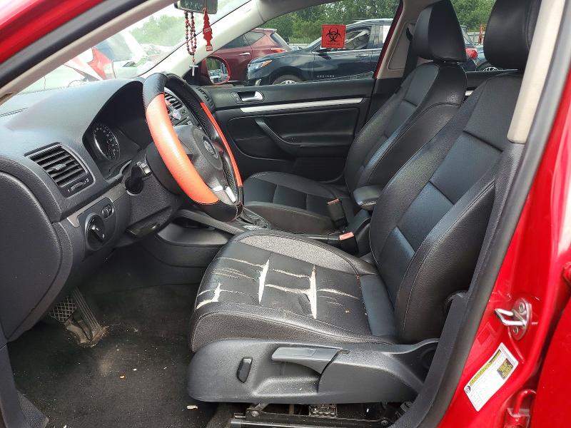 64080686 :رقم المزاد ، 3VWAX7AJ5AM117178 vin ، 2010 Volkswagen Jetta مزاد بيع