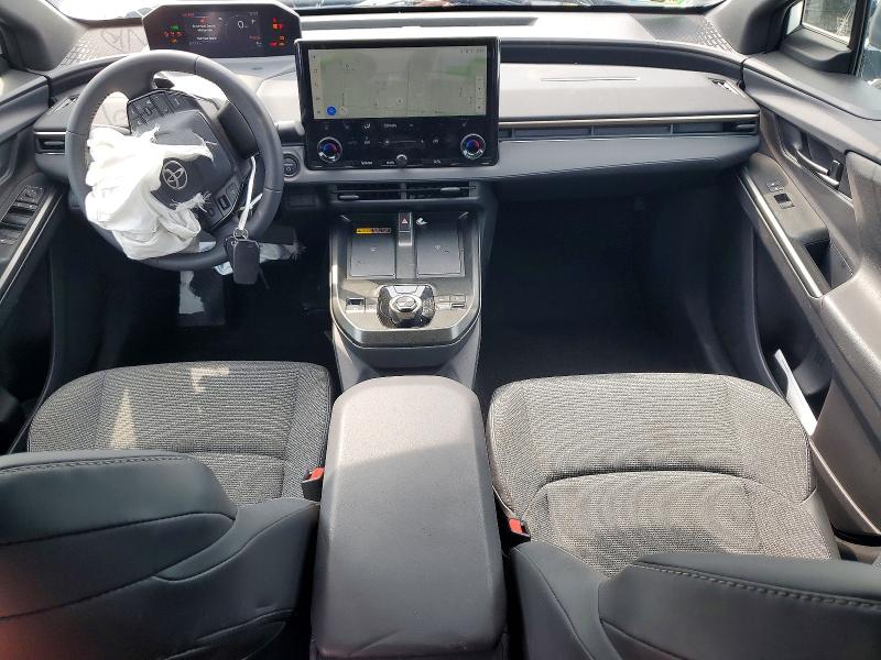 61949366 :رقم المزاد ، JTMBDAFB5TA003955 vin ، 2026 Toyota Bz مزاد بيع