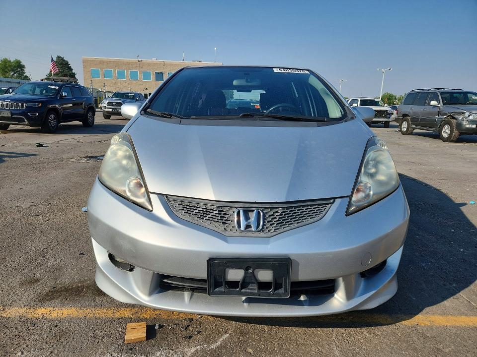 64035926 :رقم المزاد ، JHMGE8H68BC006636 vin ، 2011 Honda Fit مزاد بيع