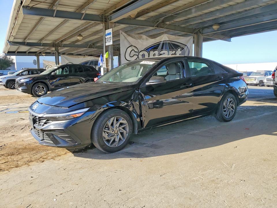 2024 Hyundai Elantra მანქანა იყიდება აუქციონზე, vin: KMHLM4DG2RU820906, აუქციონის ნომერი: 63609456