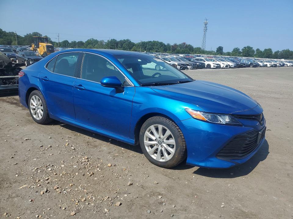 Продажа на аукционе авто 2019 Toyota Camry, vin: 4T1B11HK0KU278244, номер лота: 64786316