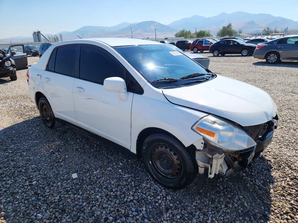 63543516 :رقم المزاد ، 3N1BC1AP8BL460517 vin ، 2011 Nissan Versa مزاد بيع