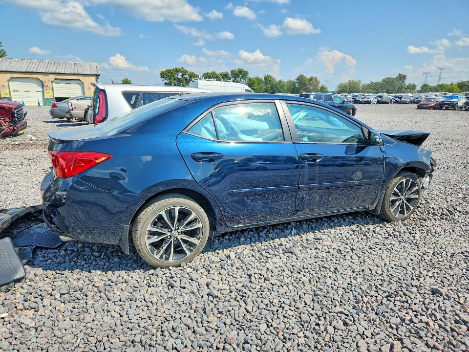 66547926 :رقم المزاد ، 2T1BURHE1HC899101 vin ، 2017 Toyota Corolla مزاد بيع