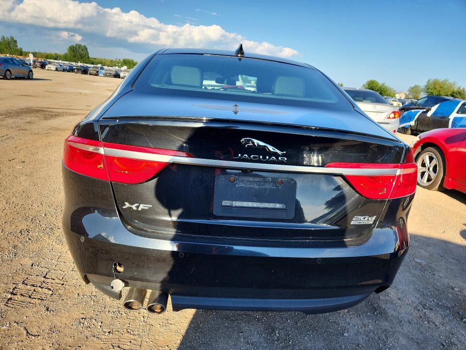 63405896 :رقم المزاد ، SAJBL4BN3HCY42696 vin ، 2017 Jaguar Xf مزاد بيع
