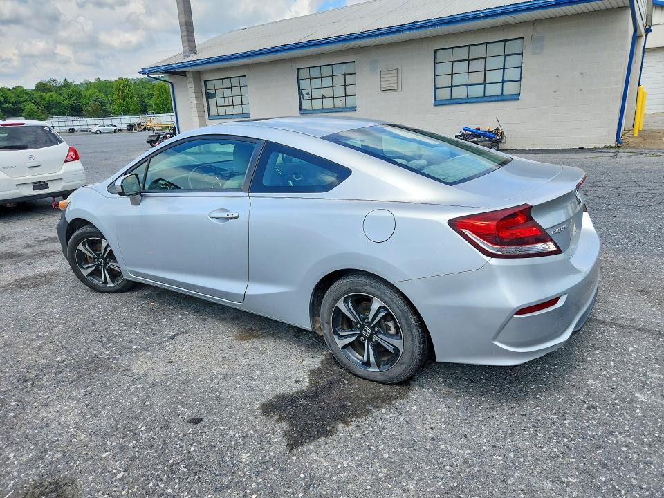 Продаж на аукціоні авто 2015 Honda Civic, vin: 2HGFG3B82FH511225, номер лоту: 64481916