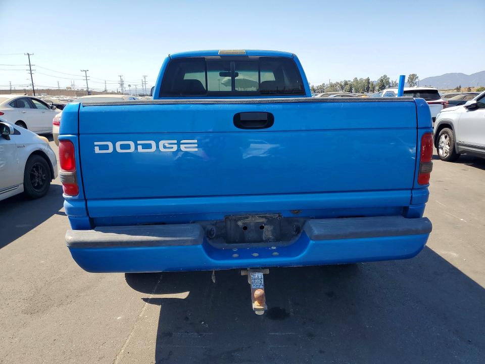 2001 Dodge Ram 1500 მანქანა იყიდება აუქციონზე, vin: 3B7HC13Y41G759930, აუქციონის ნომერი: 64608966