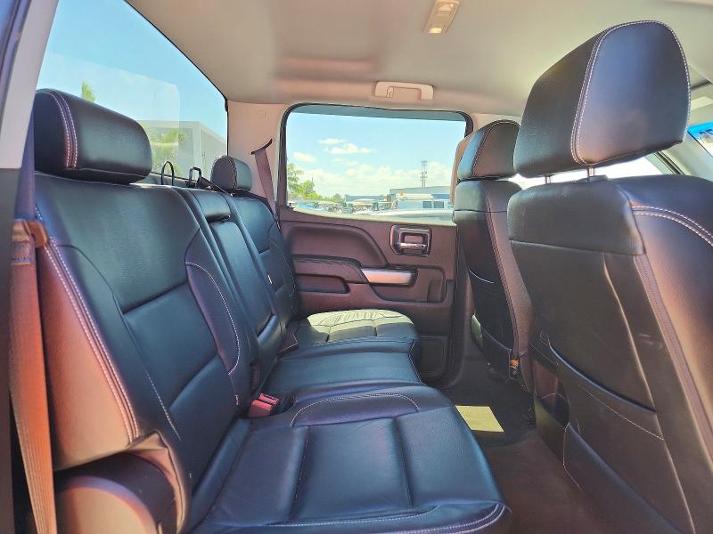 Продаж на аукціоні авто 2018 Chevrolet Silverado, vin: 3GCUKREC6JG157872, номер лоту: 64732676