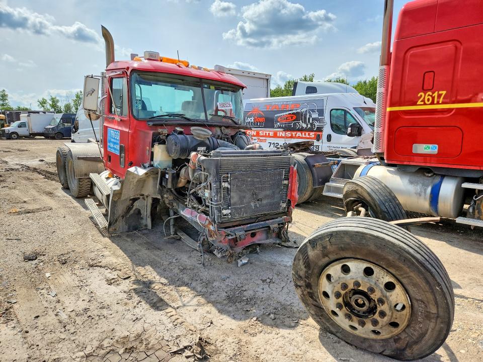 Продаж на аукціоні авто 2001 Mack 600, vin: 1M2AA13Y81W134533, номер лоту: 65805236