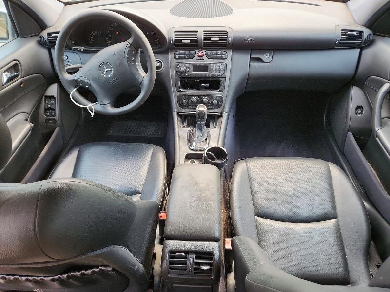 66052616 :رقم المزاد ، WDBRF40J03F433484 vin ، 2003 Mercedes-benz C مزاد بيع