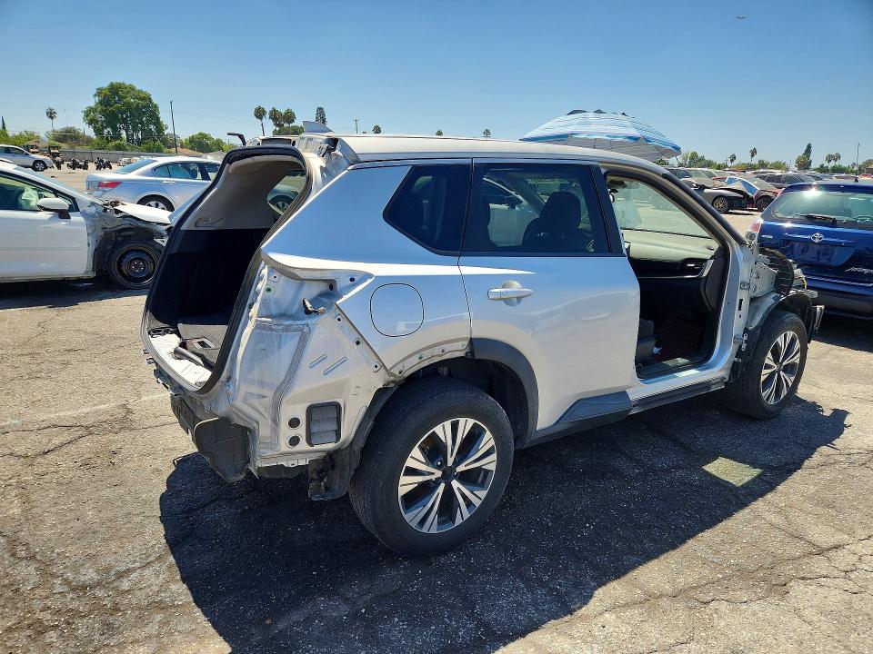 67429566 :رقم المزاد ، 5N1BT3BA1PC692653 vin ، 2023 Nissan Rogue مزاد بيع