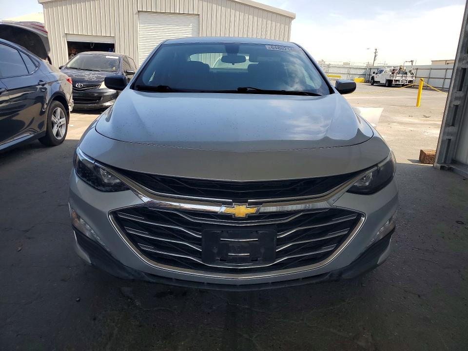 64802146 :رقم المزاد ، 1G1ZD5ST0KF223485 vin ، 2019 Chevrolet Malibu مزاد بيع