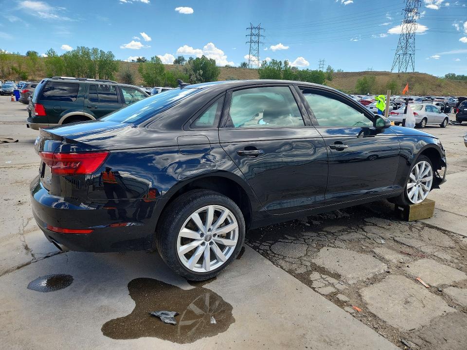 2017 Audi A4 მანქანა იყიდება აუქციონზე, vin: WAUANAF42HN032790, აუქციონის ნომერი: 67031816