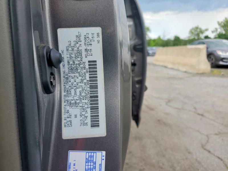 2004 Toyota Sienna მანქანა იყიდება აუქციონზე, vin: 5TDZA22C94S121040, აუქციონის ნომერი: 64276476