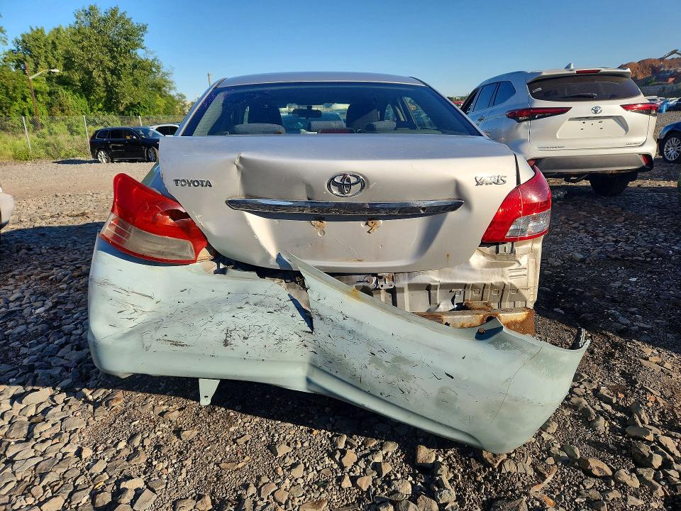 67174686 :رقم المزاد ، JTDBT923471098157 vin ، 2007 Toyota Yaris مزاد بيع
