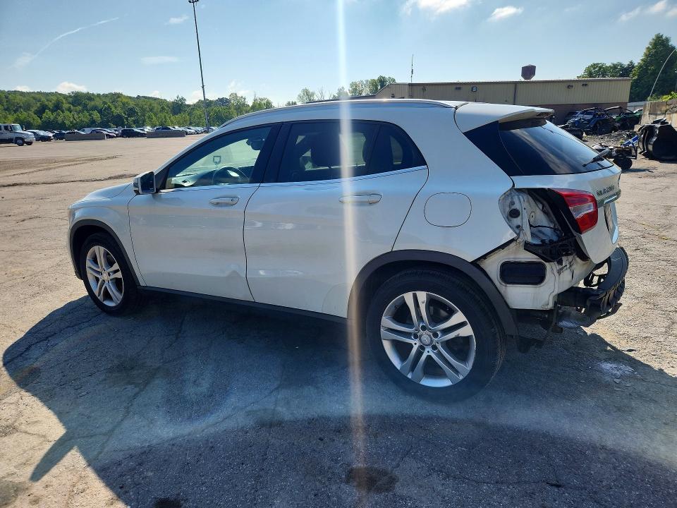 60787766 :رقم المزاد ، WDCTG4GB4HJ356071 vin ، 2017 Mercedes-benz Gla مزاد بيع