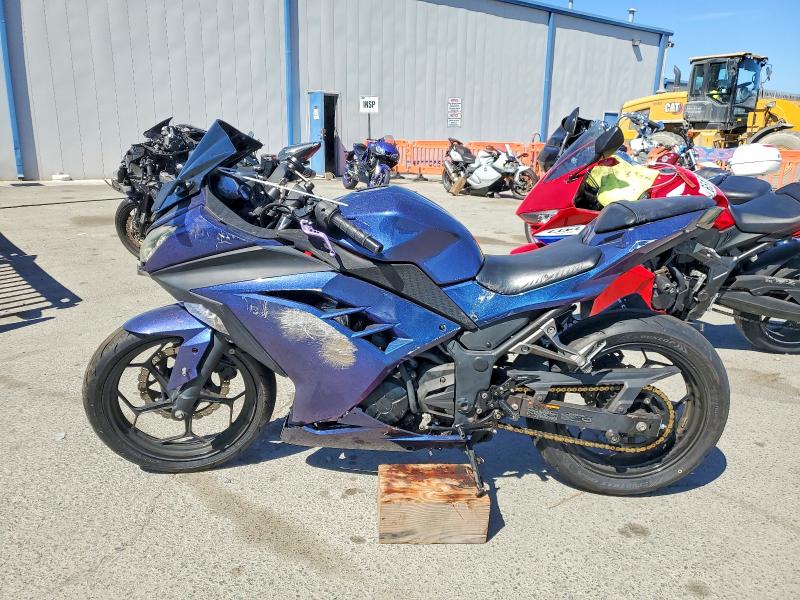 Продажа на аукционе авто 2016 Kawasaki Ex300, vin: JKAEX8B1XGDA30242, номер лота: 64737816