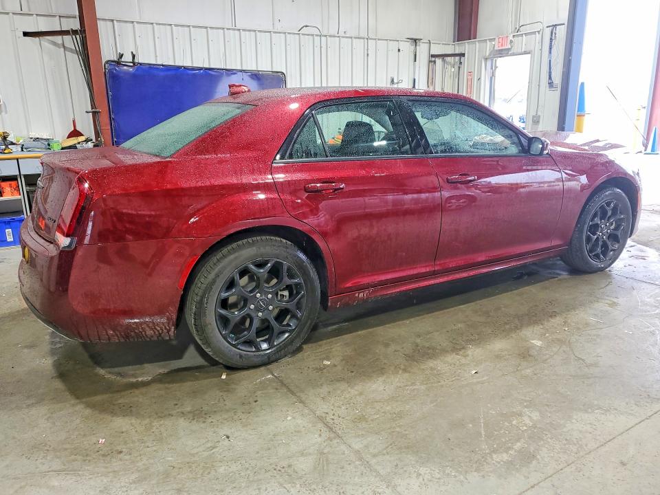 Продаж на аукціоні авто 2023 Chrysler 300, vin: 2C3CCASG0PH677550, номер лоту: 63336996