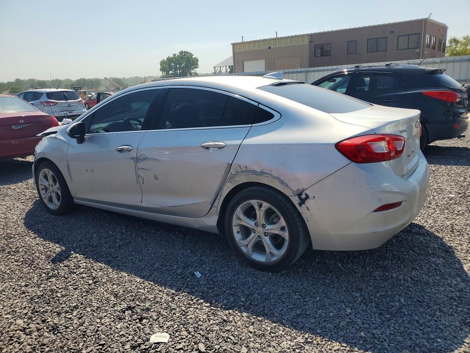 66588366 :رقم المزاد ، 1G1BF5SM6H7143678 vin ، 2017 Chevrolet Cruze مزاد بيع