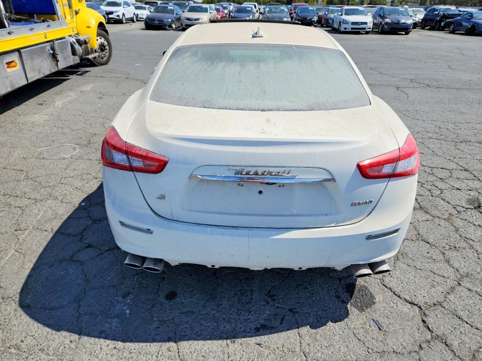 64332946 :رقم المزاد ، ZAM57YSA8J1300480 vin ، 2018 Maserati Ghibli مزاد بيع