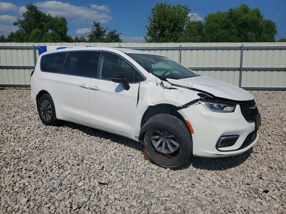 2024 Chrysler Pacifica მანქანა იყიდება აუქციონზე, vin: 2C4RC1S76RR108902, აუქციონის ნომერი: 63657236