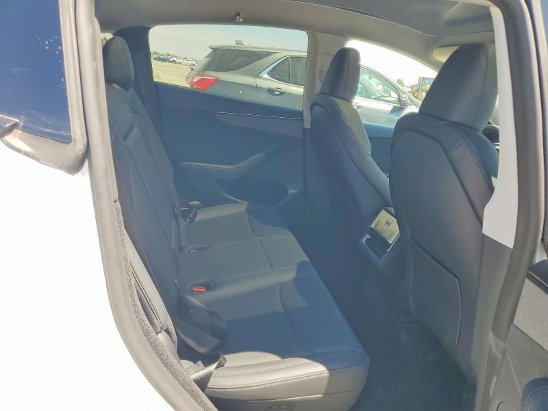 64080186 :رقم المزاد ، 7SAYGDEE5TF349139 vin ، 2026 Tesla Model Y مزاد بيع