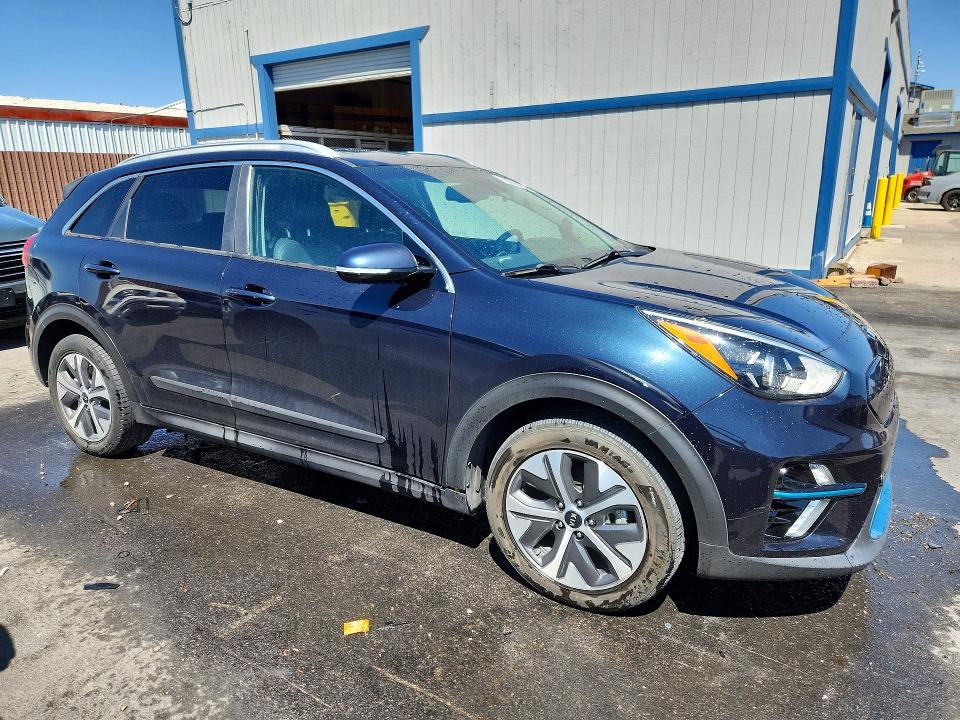 63532816 :رقم المزاد ، KNDCE3LG4L5056068 vin ، 2020 Kia Niro مزاد بيع