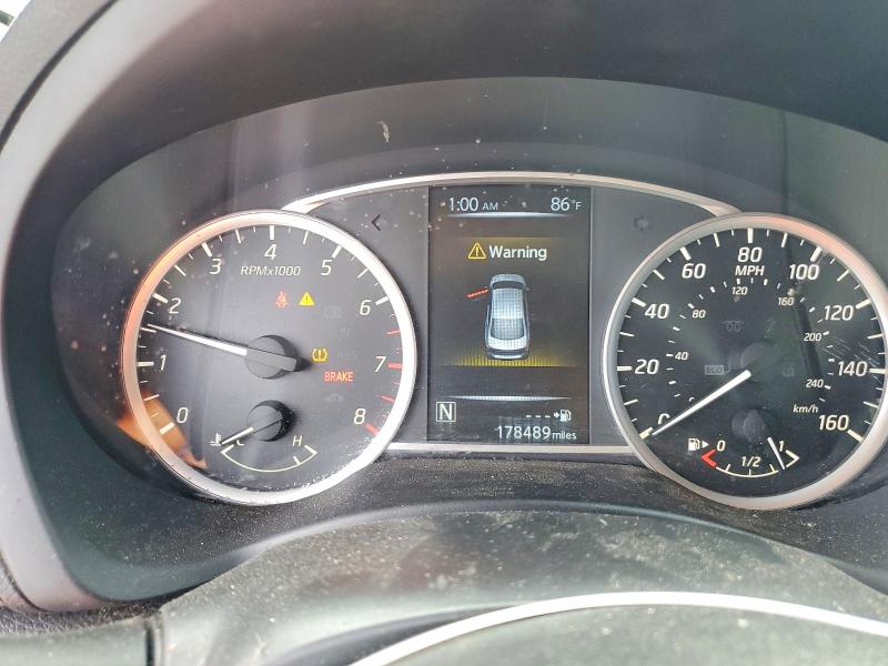 Продажа на аукционе авто 2016 Nissan Sentra, vin: 3N1AB7AP5GY217971, номер лота: 63879026