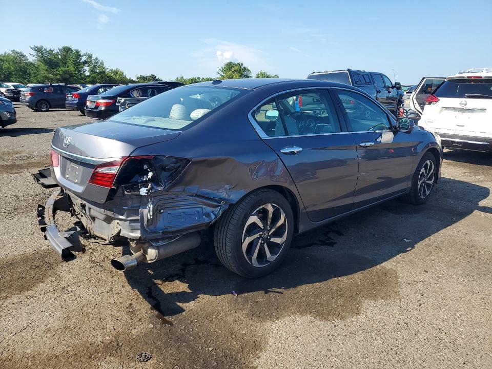 2017 Honda Accord მანქანა იყიდება აუქციონზე, vin: 1HGCR2F71HA232195, აუქციონის ნომერი: 64230146