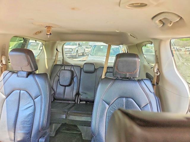 66579246 :رقم المزاد ، 2C4RC1BG9HR511464 vin ، 2017 Chrysler Pacifica مزاد بيع