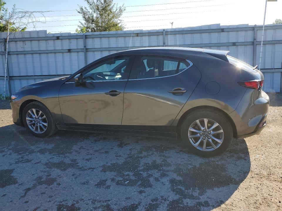 66019816 :رقم المزاد ، JM1BPAK76N1519950 vin ، 2022 Mazda 3 مزاد بيع