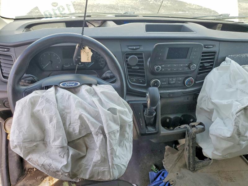 64045176 :رقم المزاد ، 1FTYE1Y80LKA73558 vin ، 2020 Ford Transit مزاد بيع